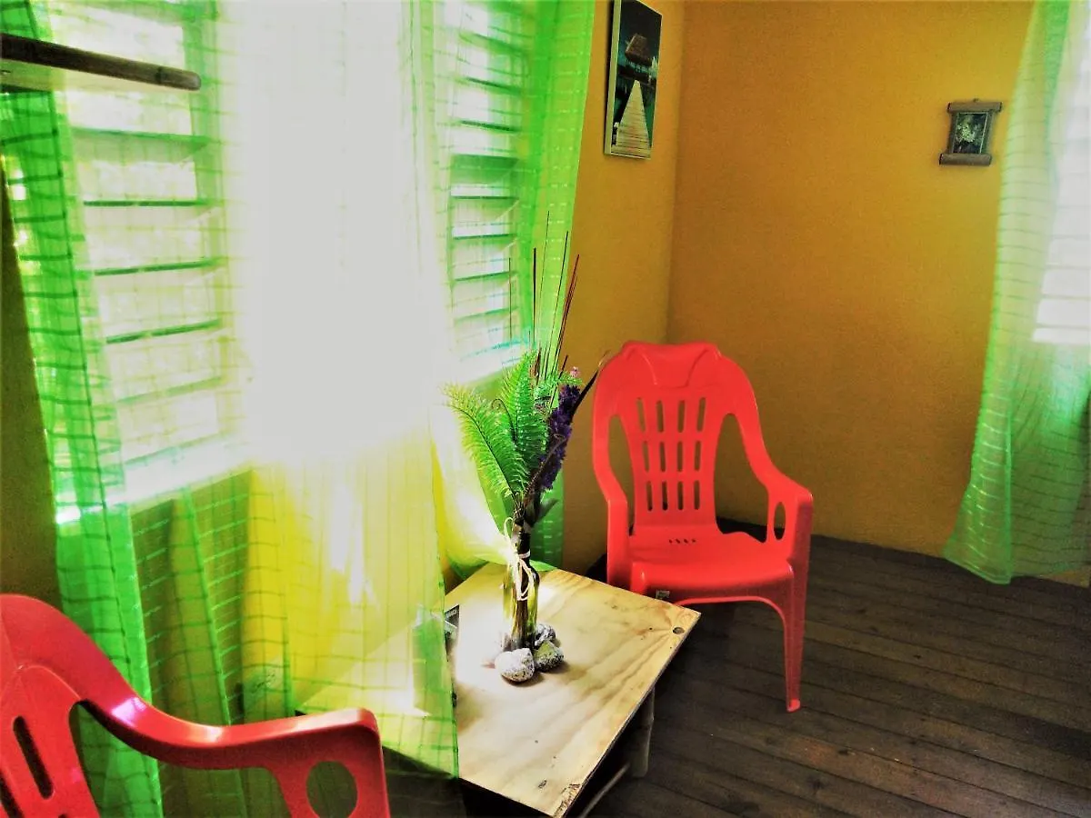 Toga Guest House Port Antonio Panzió